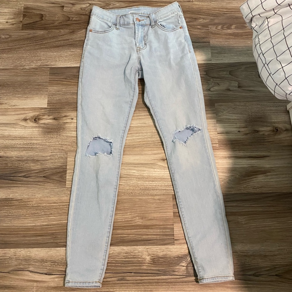 Mid rise light blue skinny jeans